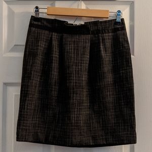 NWT Merona grey skirt size 2